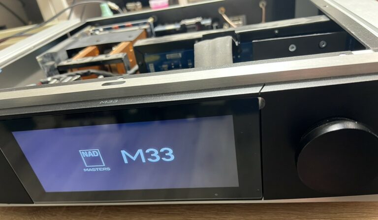 Jak nie spalić wzmacniacza lub amplitunera – 4 rzeczy, które musisz wiedzieć