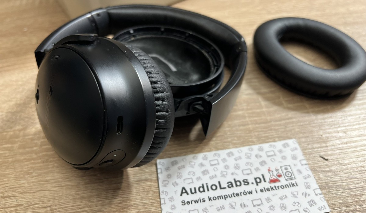 Wymiana padów w słuchawkach w serwisie AudioLabs.pl